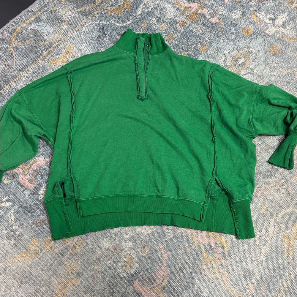 We the Free by Free People Henley Camden rolling hills green NWOT - Picture 4 of 4